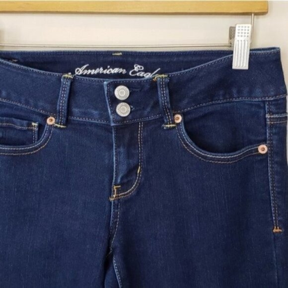 American Eagle | Artist Crop Jeans Size 4 Dark Wash Size 4 - Picture 2 of 6